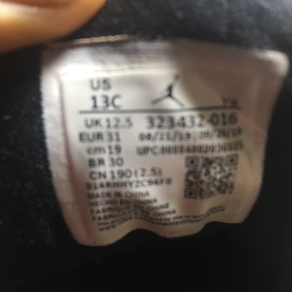 Jordan’s little boys shoes - Picture 8 of 8